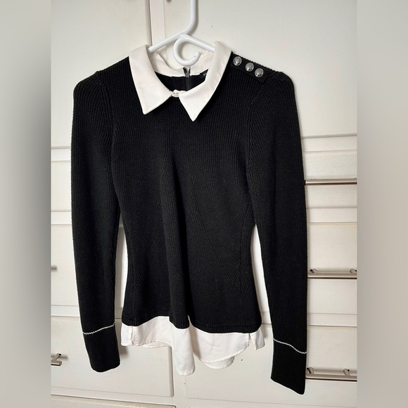 🆕 White House Black Market sweater in black with white collar size small - Picture 3 of 12